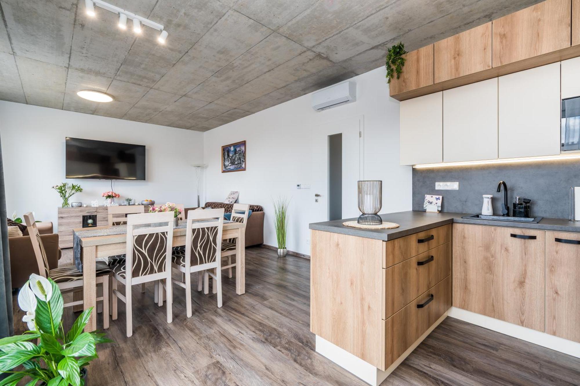 Perla Hradce 401 Daire Hradec Králové Dış mekan fotoğraf