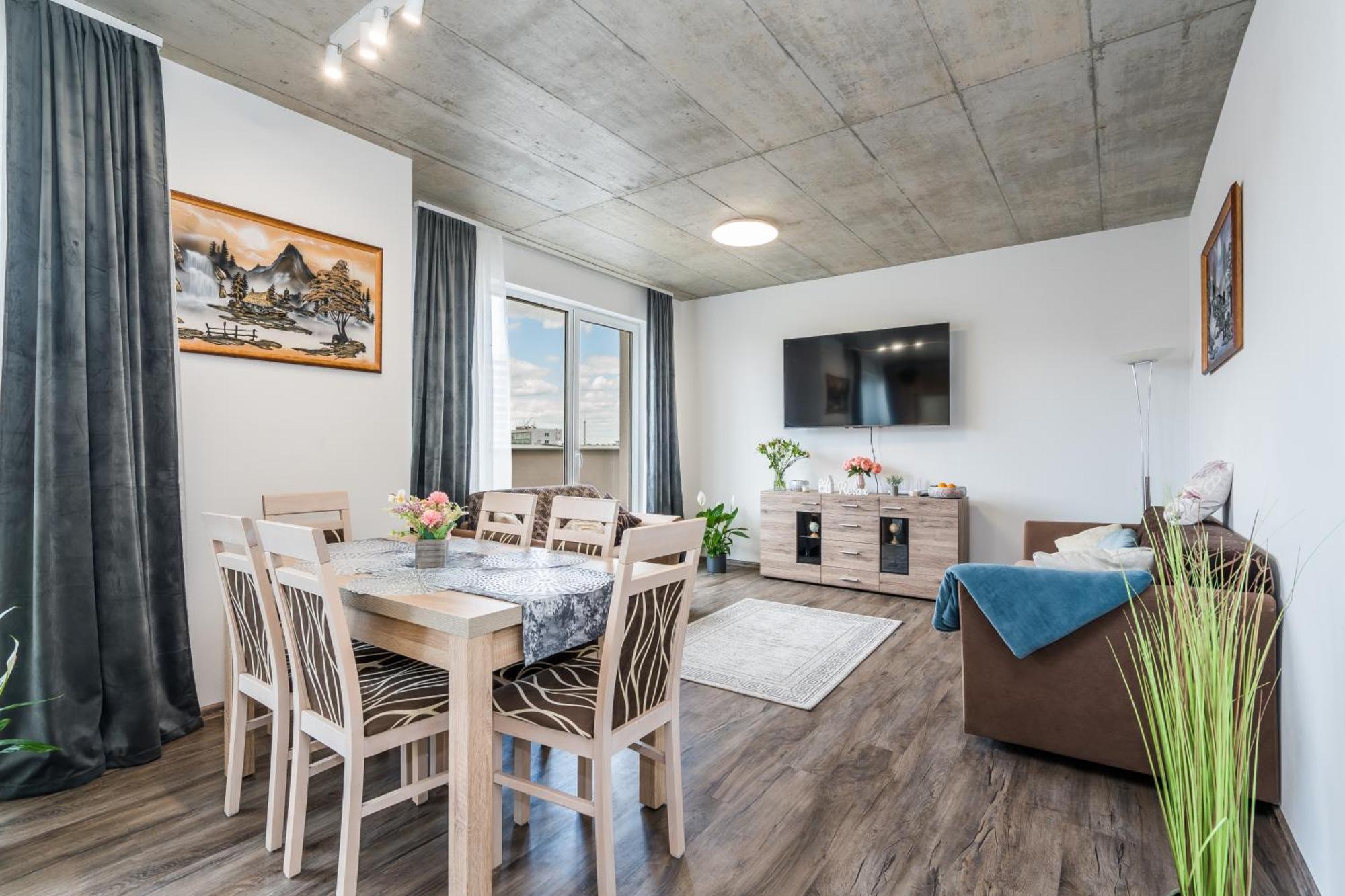 Perla Hradce 401 Daire Hradec Králové Dış mekan fotoğraf
