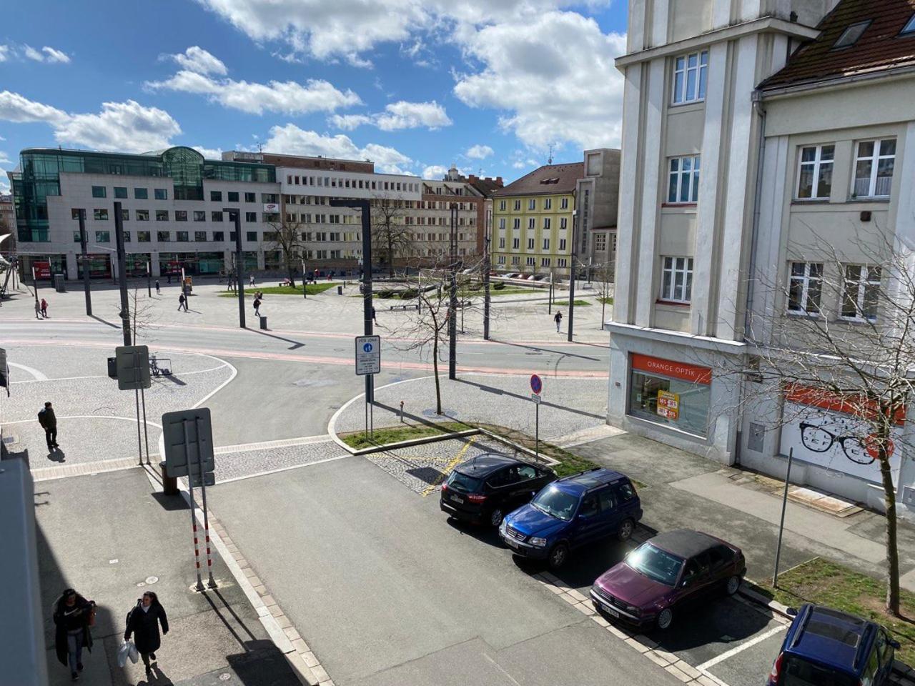 Perla Hradce 401 Daire Hradec Králové Dış mekan fotoğraf